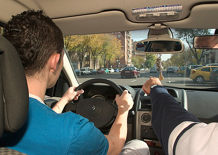 Fahrschule_Pruefung_Auto_DGT