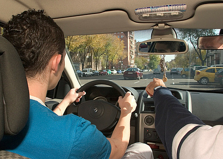Fahrschule_Pruefung_Auto_DGT
