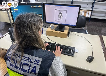 Policia_Nacional_Ermittlungen_Computer
