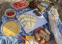 PicknickSantElm_Intern_Maresa