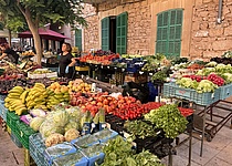 Wochenmarkt_Markt_Santanyi_Obst_Gemuese1