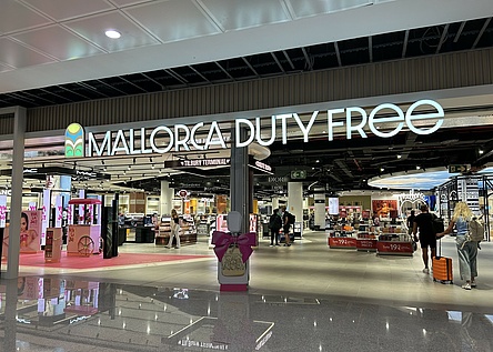 Flughafen_Duty_Free_Palma_eigen