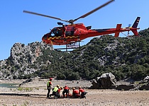 Bergrettung_Helikopter_Hubschrauber_Balearenregierung