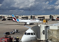 Flughafen_Palma_Flugzeug_Eurowings_intern_Dominik