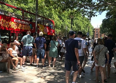 Urlauber_Bus_Stadt_1