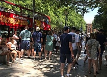 Urlauber_Bus_Stadt_1