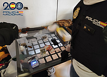 Nationalpolizei_Drogen