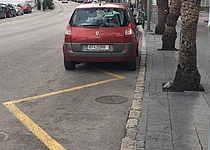 Verkehr__halten__parken__Linie__Auto