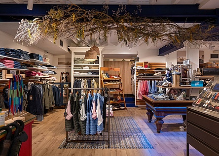 tradition_laden_caib