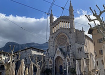 soller_terrasse_kirche_intern_hochkant