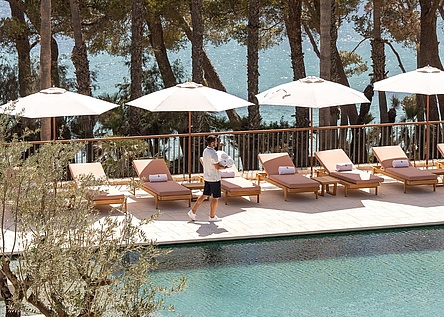 FourSeasonsFormentorBildPool_FourSeasonsResortMallorcaAtFormentor_Facebook