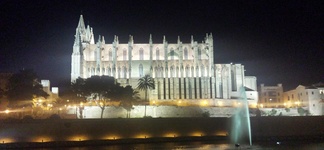 _neues_beleuchtungssystem_an_palmas_kathedrale _neues_beleuchtungssystem_an_palmas_kathedrale
