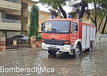 Feuerwehr_Regen_Ueberschwemmung_Bombers_Mallorca