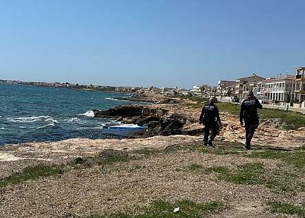 Fluechtlingsboot_Migranten3