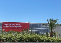 Plakat_Sparkasse_Flughafen_Palma_eigen