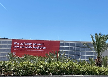 Plakat_Sparkasse_Flughafen_Palma_eigen