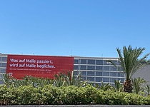 Plakat_Sparkasse_Flughafen_Palma_eigen