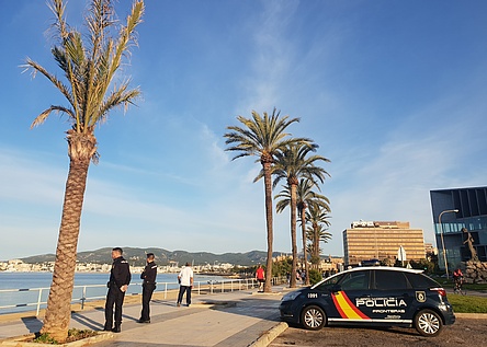 Polizei_Strand_Corona