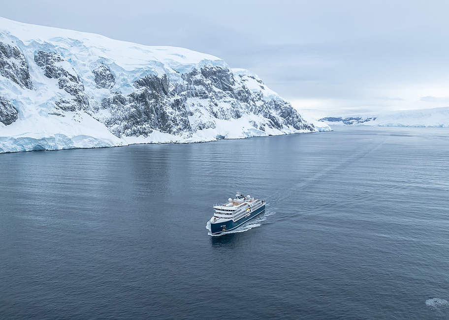 SH_Vega___Portal_Point___Antarctic_Peninsula___Cape_to_Cape___08_03_2023___35