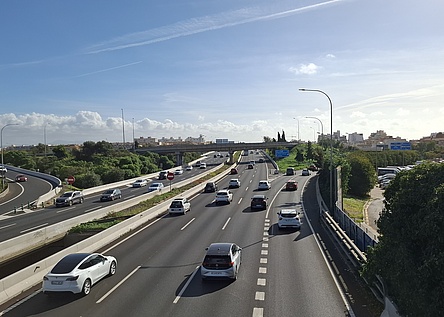 Ringautobahn_Via_de_Cintura_Strasse_Autos_intern_Dominik