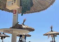 Liegen_Sonnenschirm_intern_Maresa