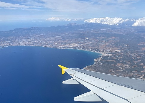 Irrtum: Mailand Statt London! Was Passierte, Als Dieser Junge In Menorca Ins Falsche Flugzeug Stieg? - d9pcvpg