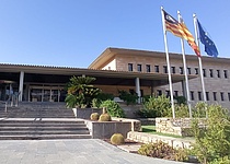 Ajuntament_de_Calvia_Rathaus_facebook