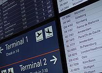 Abflug_Tafeln_Flughafen_caib