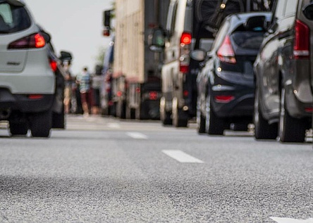 10_kilometer_stau_durch_verkehrsunfall_auf_mallorca