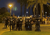 MassentourismusDemo_PolizeiAusschreitungen_Intern