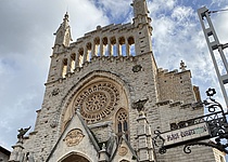 soller_kirche_hochkant_intern