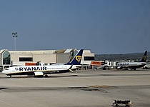 Ryanair_Flugzeug_Flughafen_Palma_intern_Dominik