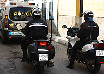 Nationalpolizei_Wagen_Motorrad
