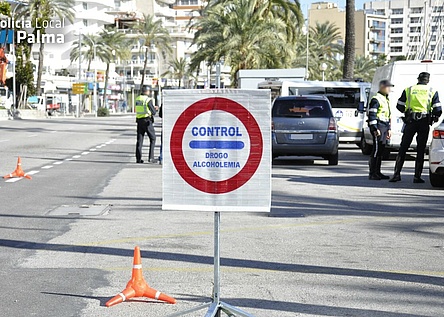 Polizeikontrollen_Kontrolle_Verkehrskontrolle_Policia_de_Palma_Twitter