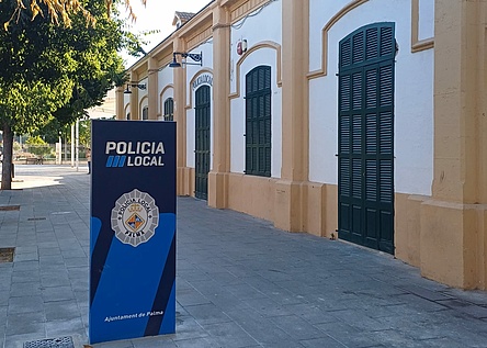 NeuePolizeiwachePlazaEspana_Intern_Andrea