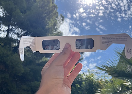 Sonnenfinsternisbrille_Intern_Dominik