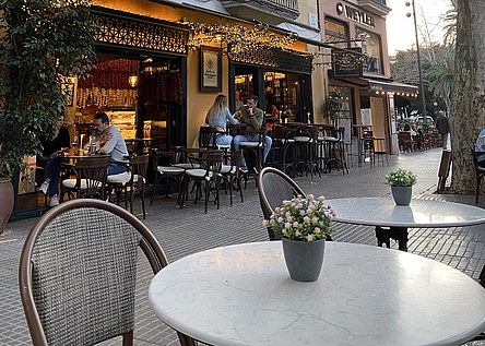 cafe_restaurant_terrasse_palma_weyler_hochkan_intern