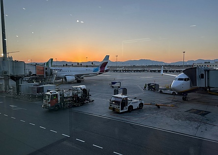 flughafen_bodenpersonal_16_9_intern