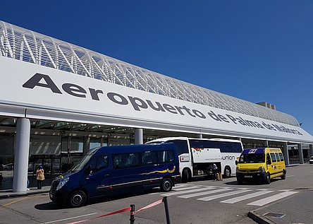 Airport_Flughafen_Apr18