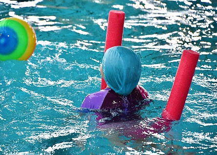 SommercampKindSchwimmbad_AjuntamentdePalma