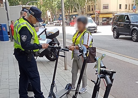 E_Scooter_Kontrollen_Palma_Policia_de_Palma