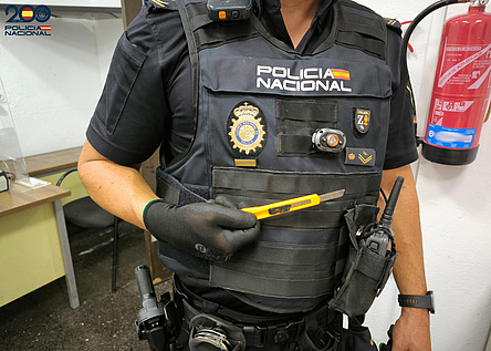 IllegaleParkplatzwaechter_PoliciaNacional