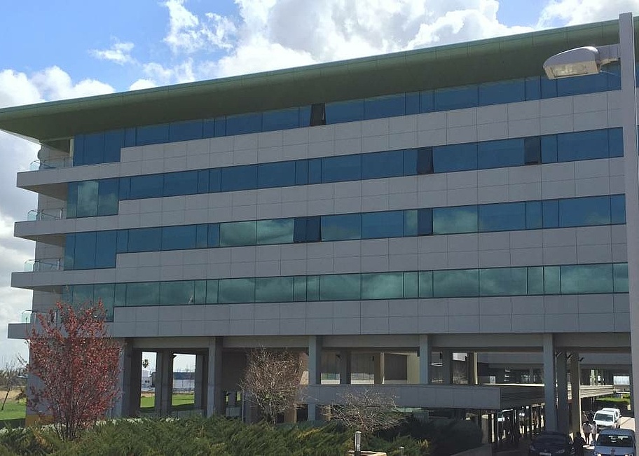 corona_patientin_auf_mallorca_verlaesst_krankenhaus___festnahme