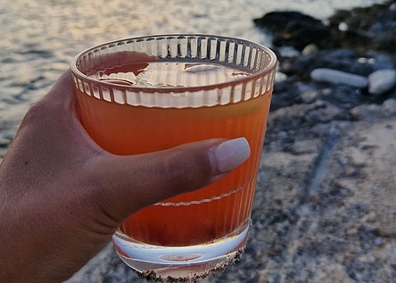 Weisser_Sangria_intern_Julia