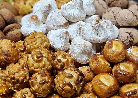 Panellets___Quelle_Forn_Sa_Cotxeria_S__Arraco_Facebook