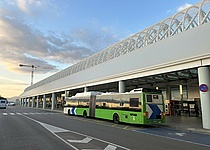 Flughafen_bus_abflug_terminal_16_9_intern
