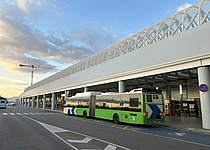 Flughafen_bus_abflug_terminal_16_9_intern