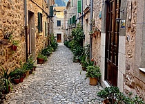 Valldemossa_Dorf_Gasse