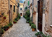 Valldemossa_Dorf_Gasse