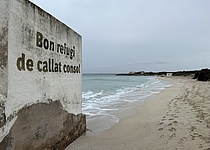 Es_trenc_wolken_bewoelkt_Strand